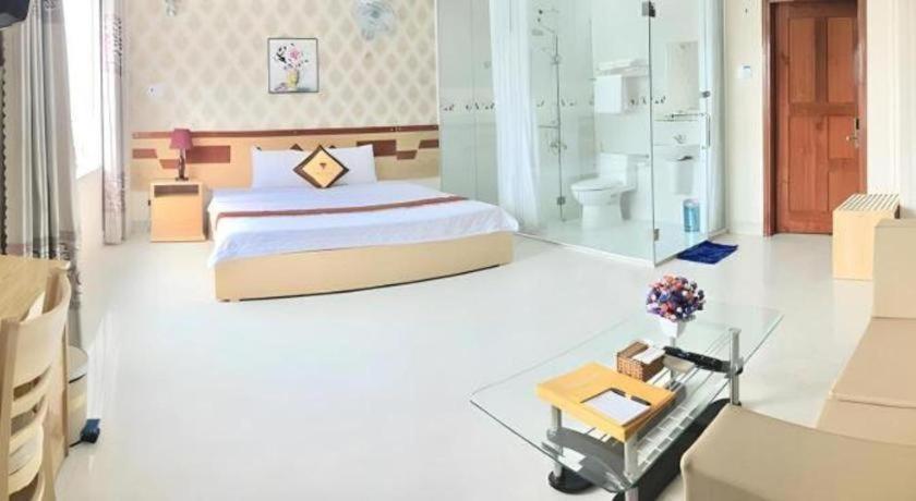 Yen Vy 04 Luxury Hotel Quy Nhon Exterior foto